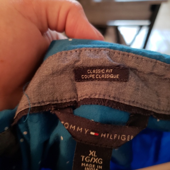 Tommy Hilfiger button up shirt - Picture 3 of 3